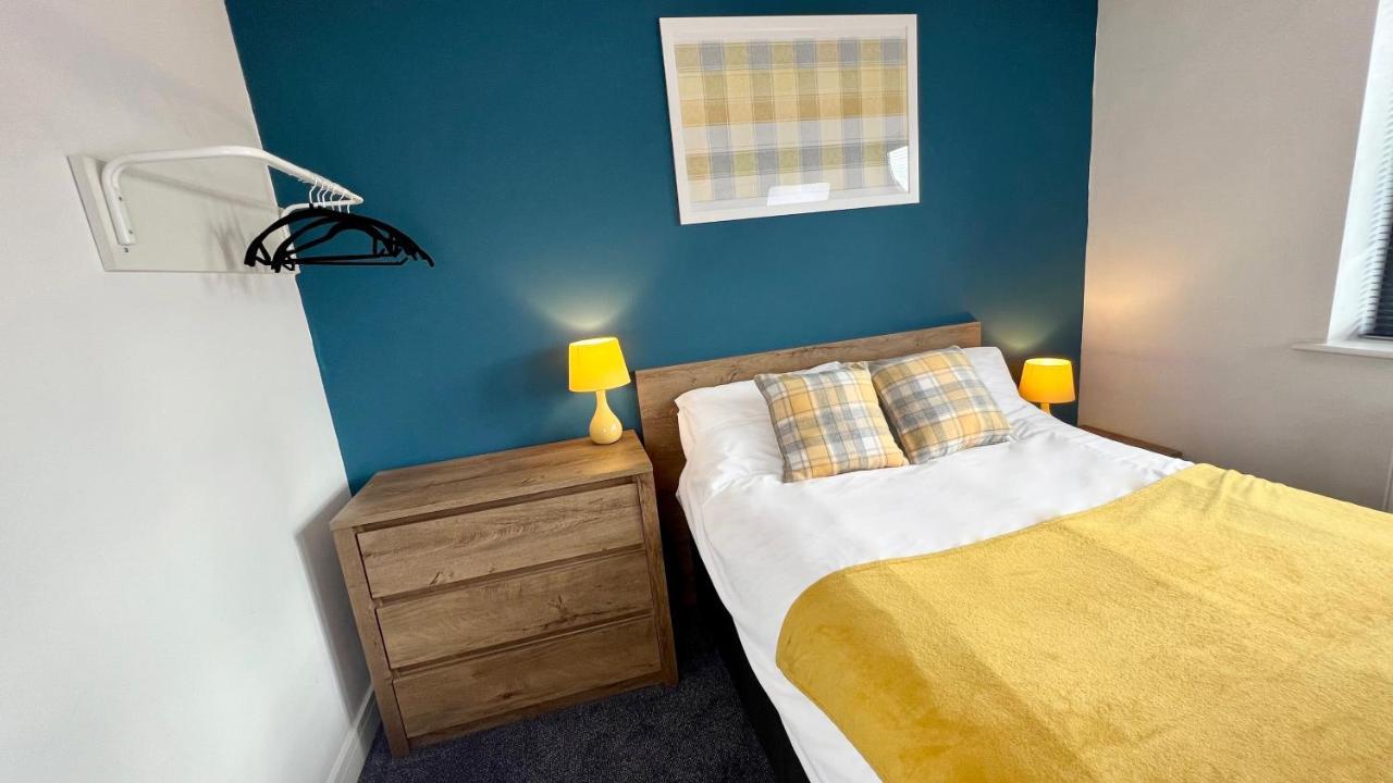 Cross Court, Stafford By Bell Apartments מראה חיצוני תמונה