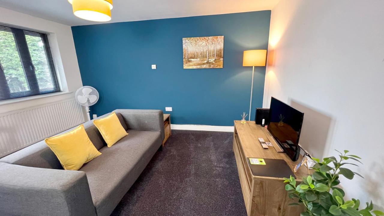 Cross Court, Stafford By Bell Apartments מראה חיצוני תמונה