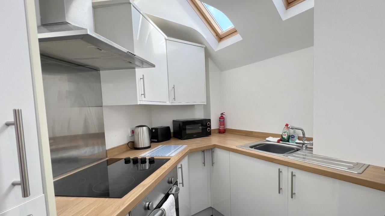 Cross Court, Stafford By Bell Apartments מראה חיצוני תמונה