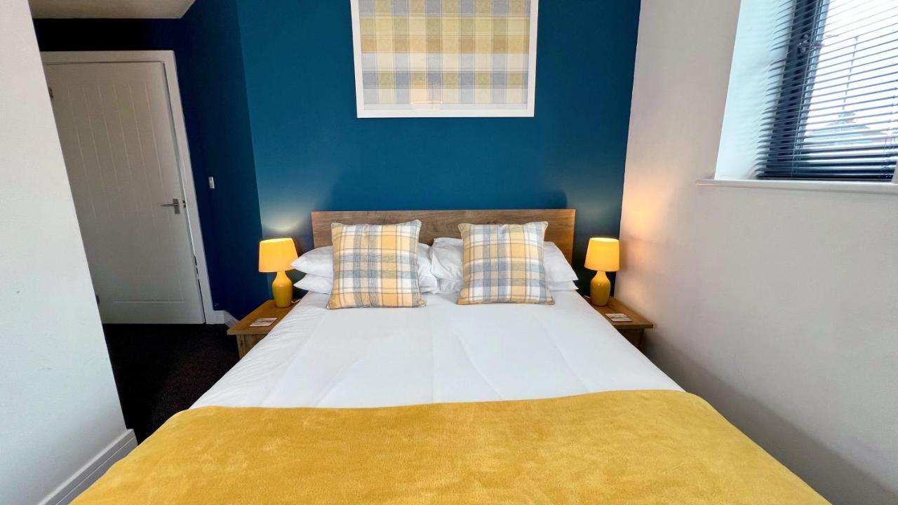 Cross Court, Stafford By Bell Apartments מראה חיצוני תמונה