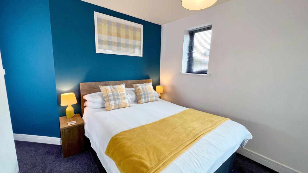 Cross Court, Stafford By Bell Apartments מראה חיצוני תמונה
